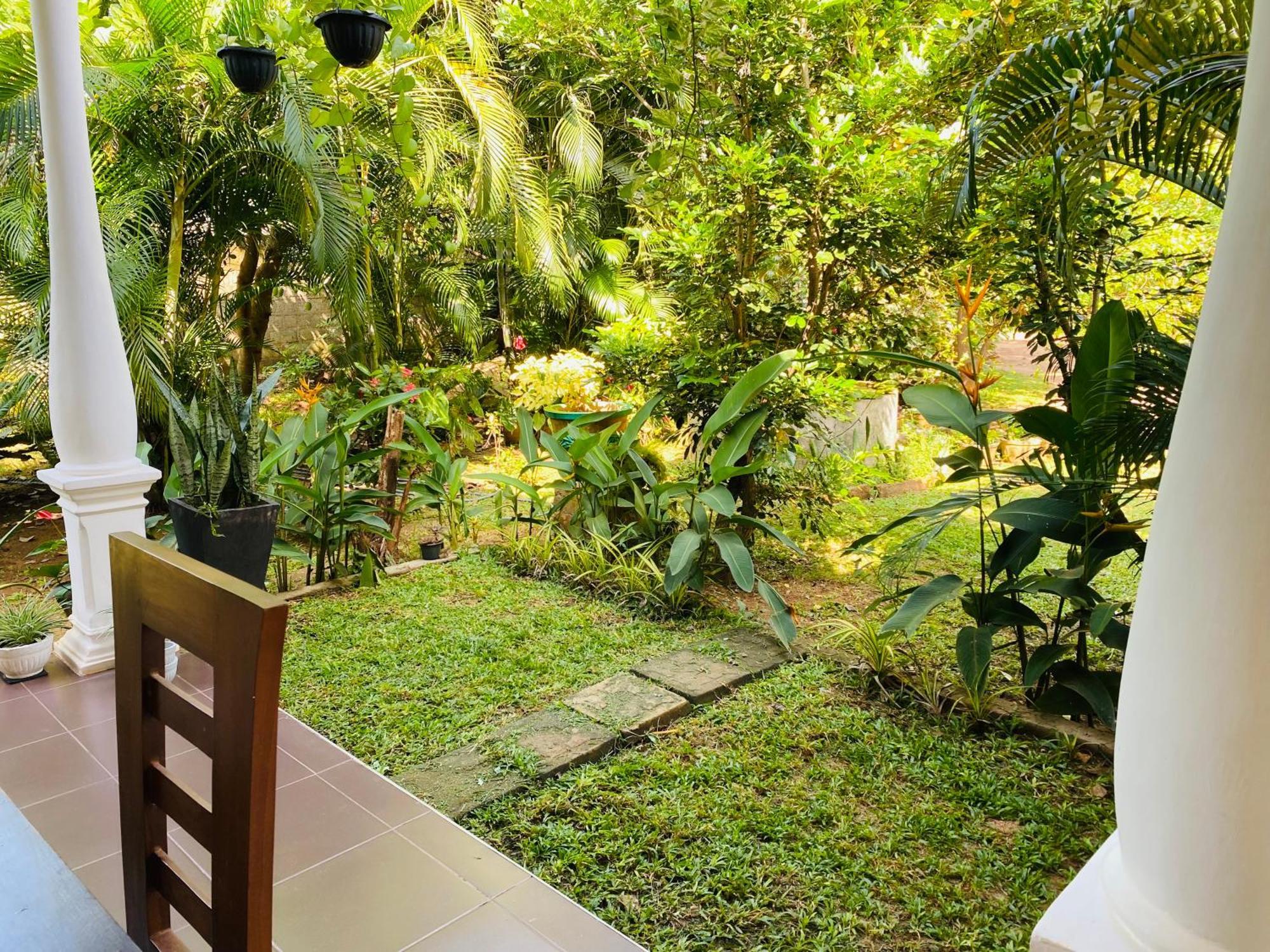 Fairview Dill Homestay 시기리야 외부 사진