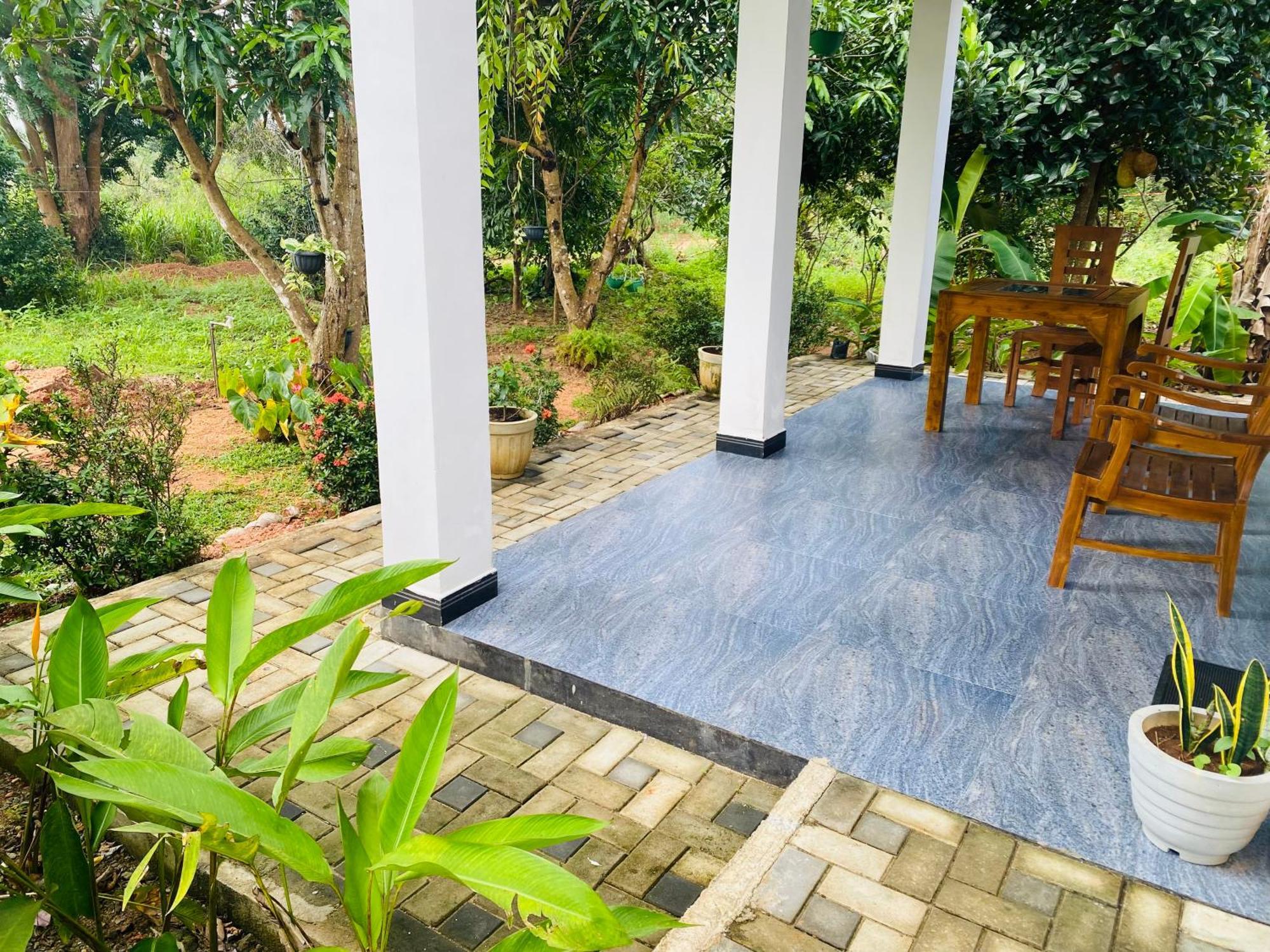 Fairview Dill Homestay 시기리야 외부 사진